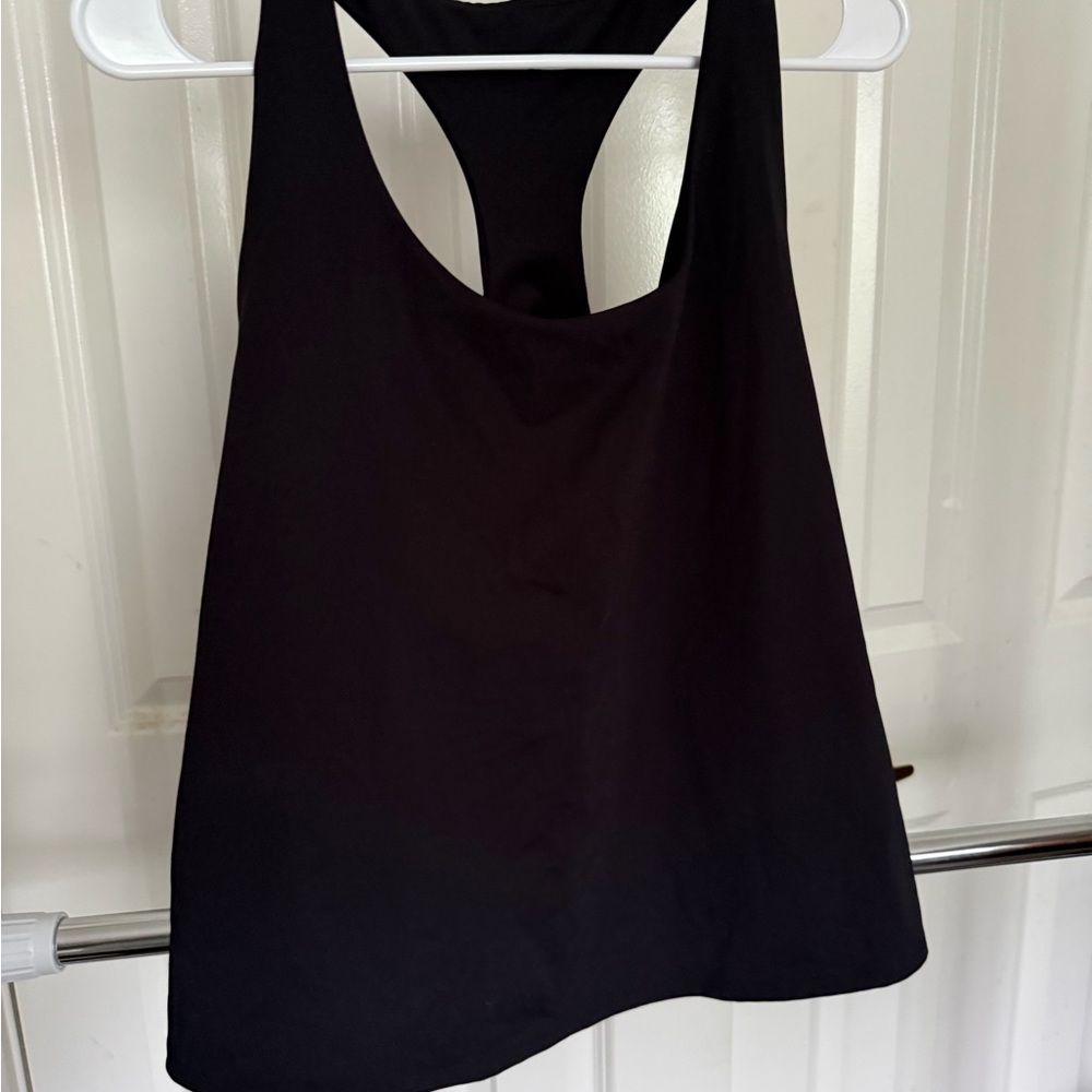 Old Navy Black Power Soft Sports Top With Built In Bra